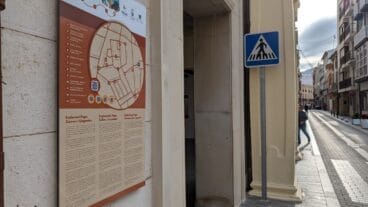 Nueva placa informativa de Pego