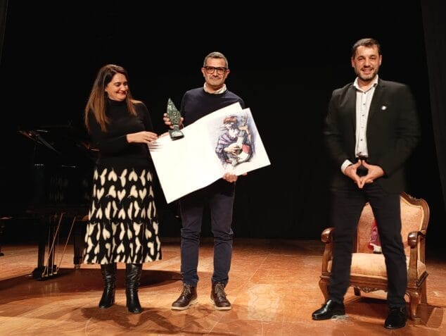 La revista Daualdeu, el periodista Toni Marí y el filólogo Andreu Sentí, premios Ocell 2024 de Ondara 5 premis ocell 3