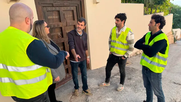 Imagen: Visita a las obras de mejora del alcantarillado en El Portet de Moraira