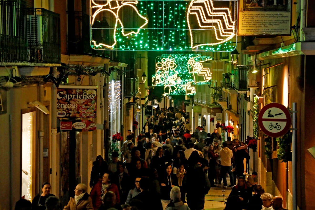 Visitantes a la Nit de la Llum 2024 de Dénia
