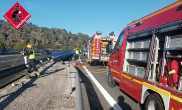 Bomberos en la intervención