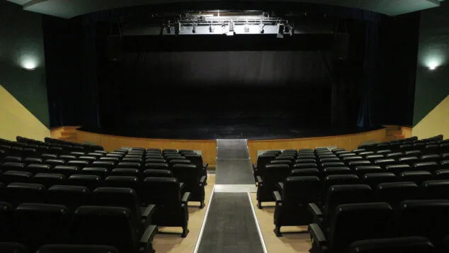 Imagen: Butacas del auditorio de Calp (archivo)