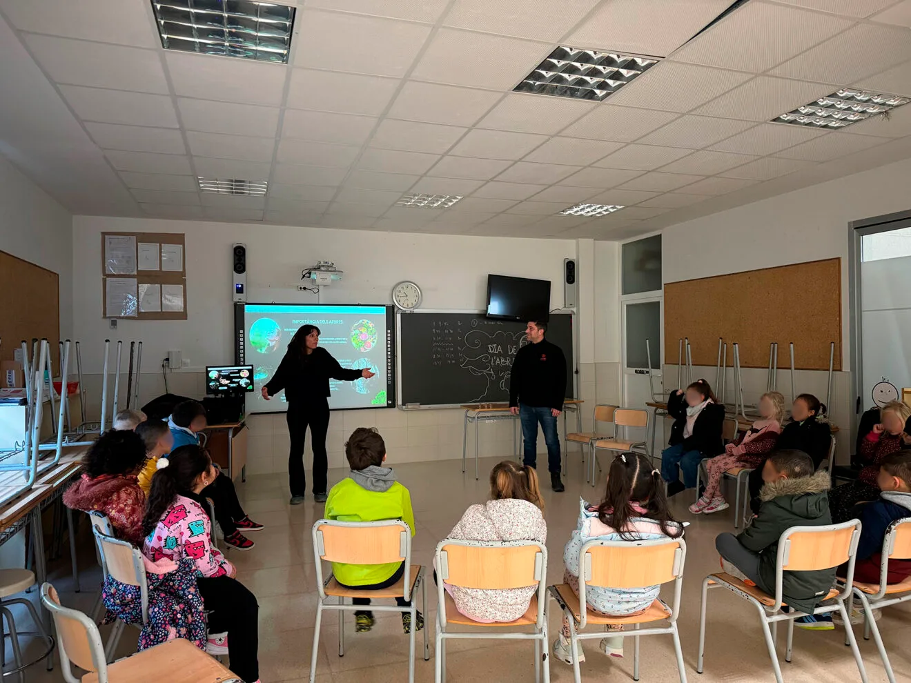 Campaña por el Día del Árbol en Benissa