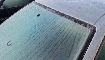 Capa de escarcha en un vehículo de Dénia (archivo)