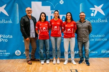 Equipo Pedreguer-Rolser integrado por Ana, Júlia y Natalia