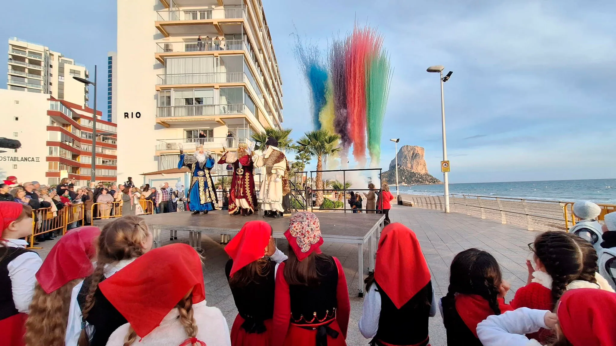gran bienvenida a los reyes magos de oriente en calp este 2025
