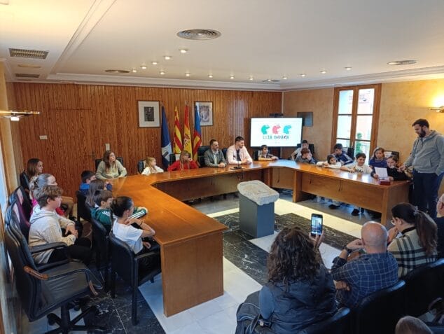 Imagen: Pleno de constitución del Consell de infancia y adolescencia de Ondara