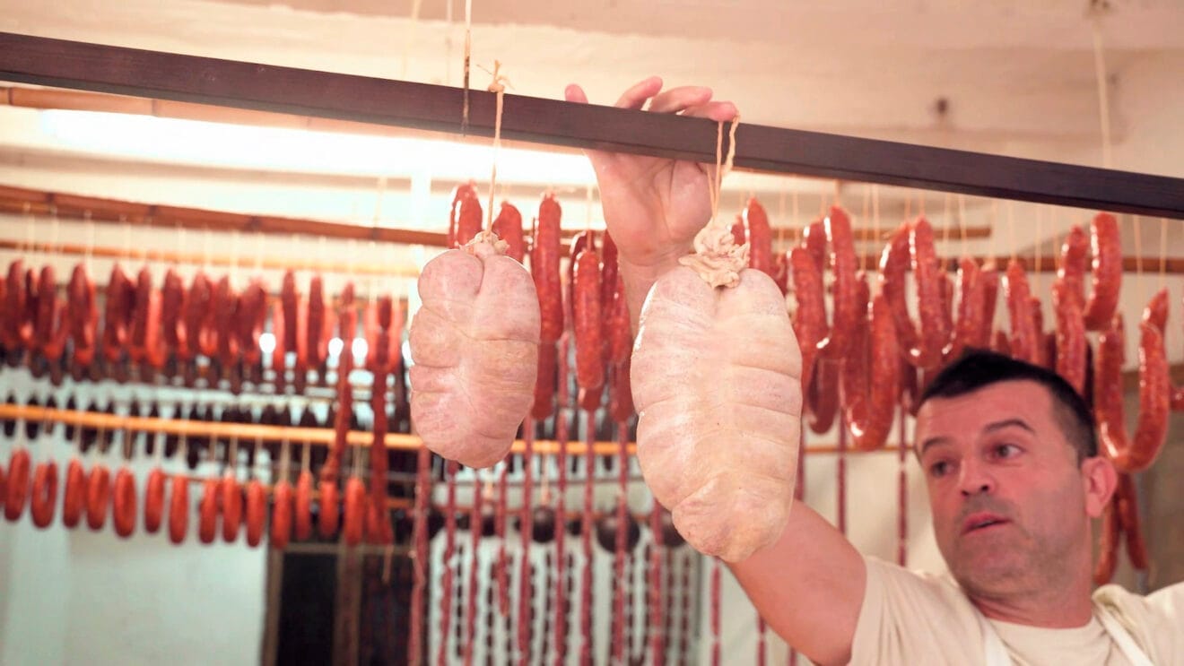 Sobrasada de la Marina lista para el proceso de secado