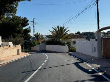 Vial asfaltado en Benissa