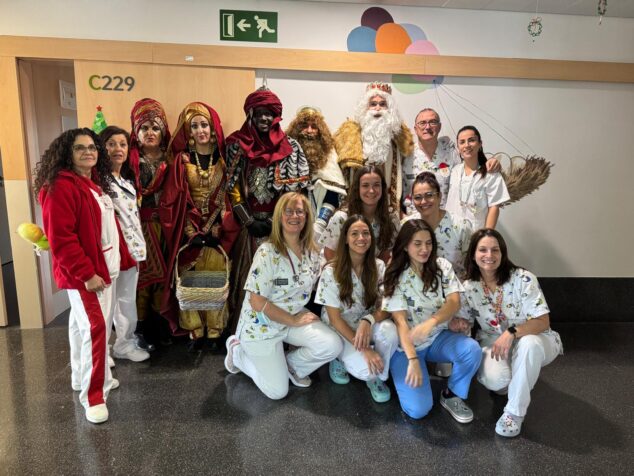 Imagen: Visita de los Reyes Magos al Hospital de Dénia