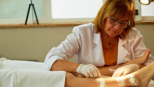 La razón de por qué debes eliminar tus varices 8 Imagen: Adiós a las varices: soluciones rápidas y eficaces