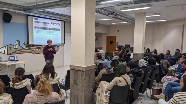 Imagen: Charla sobre la libertad educativa