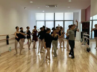 Ensayos del Jove Ballet de La Marina en Gata de Gorgos 01