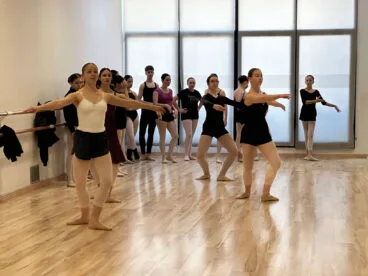 Ensayos del Jove Ballet de La Marina en Gata de Gorgos 03