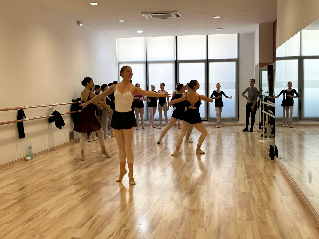 Ensayos del Jove Ballet de La Marina en Gata de Gorgos 05