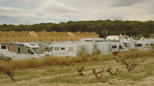 Imagen: Estacionamiento irregular de autocaravanas en Teulada Moraira