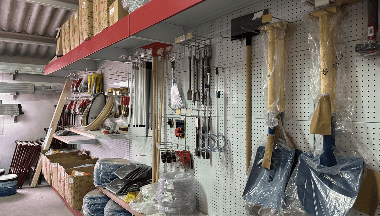 Herramientas esenciales para albañilería y bricolaje