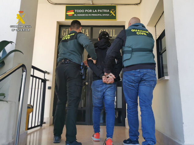 Imagen: Joven detenido en Calp por robos