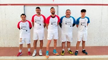 Jugadores del torneo de pilota valenciana ‘Graneres i Recogedors’ dels Poblets
