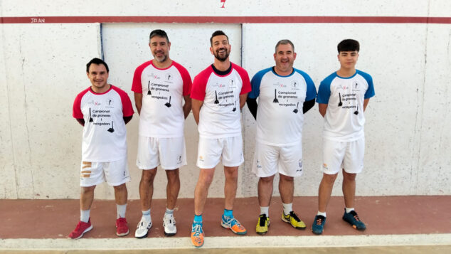 jugadores del torneo de pilota valenciana graneres i recogedors dels poblets