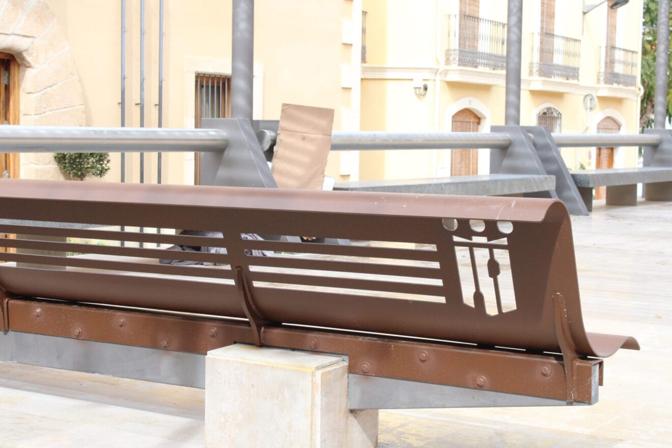 La renovada Plaza Mayor de Ondara05