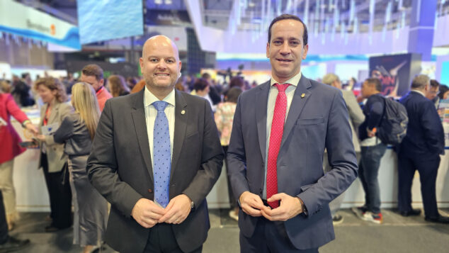 Imagen: Raúl Llobell, alcalde de Teulada Moraira, y Arturo Poquet, alcalde de Benissa