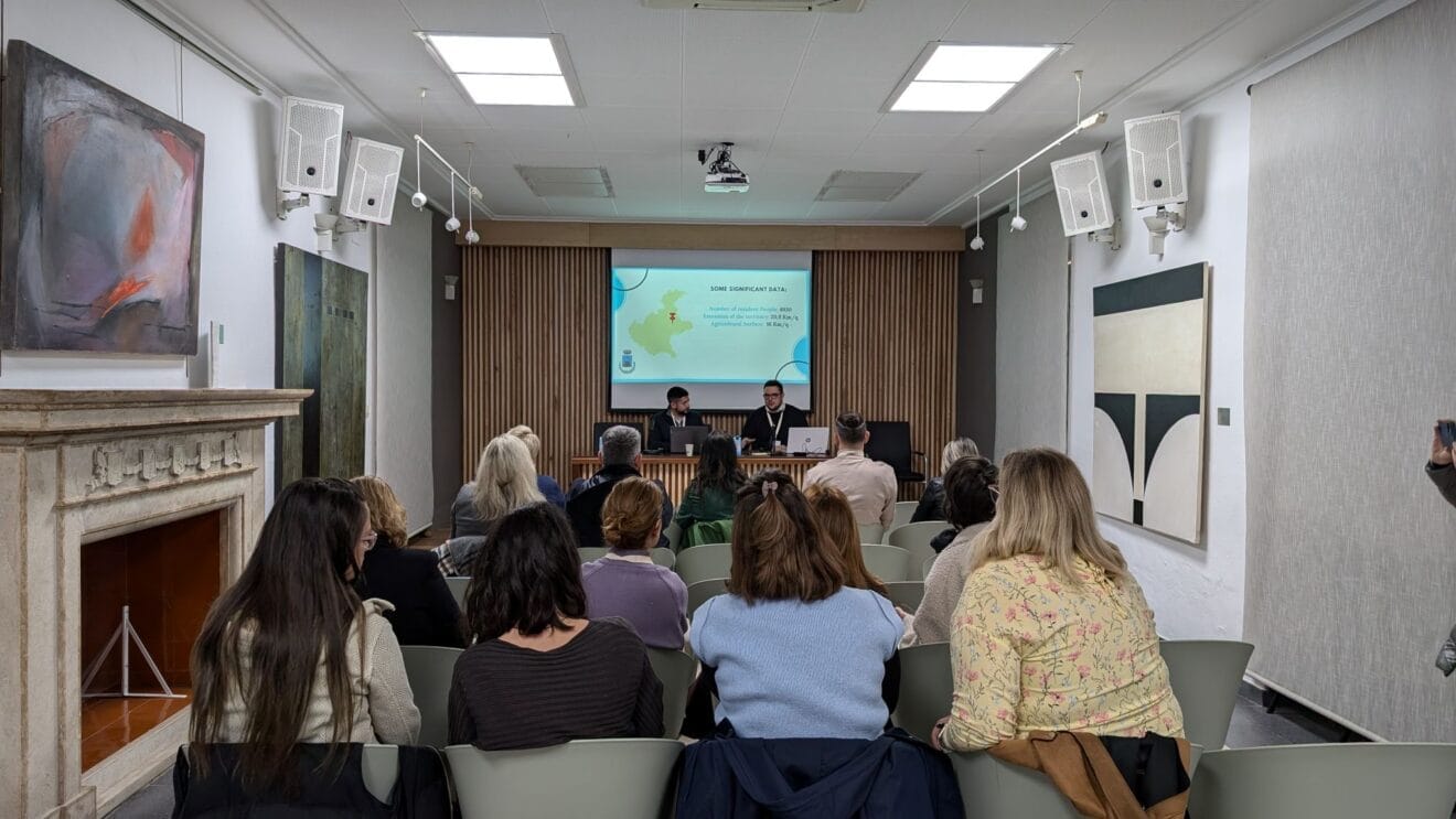 Reunión de la comitiva del proyecto