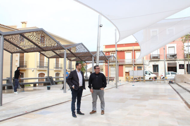 Imagen: Visita a las obras de la Plaza Mayor de Ondara