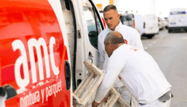 Aplicación de pintura profesional en exteriores