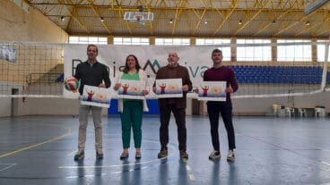 Arturo Poquet, Adrián Cabrera, Nacho Macipe y Ana Rivera en el polideportivo Palau Sant Pere de Benissa