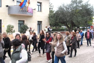 Dones Els Poblets y sus mandalas protagonizan el 8M 02