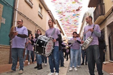 Dones Els Poblets y sus mandalas protagonizan el 8M 09