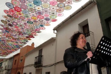 Dones Els Poblets y sus mandalas protagonizan el 8M 12
