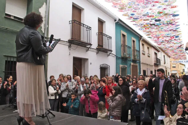dones els poblets y sus mandalas protagonizan el 8m 19