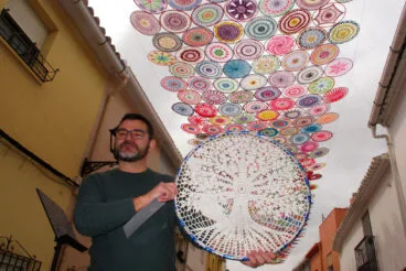 Dones Els Poblets y sus mandalas protagonizan el 8M 30