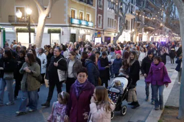 Marcha feminista en Dénia