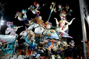 Monumento grande de la Falla Centro de Dénia en 2025