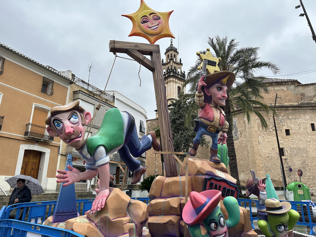 Monumento grande en la Falla Plaça i Natzaré de Pego en 2025