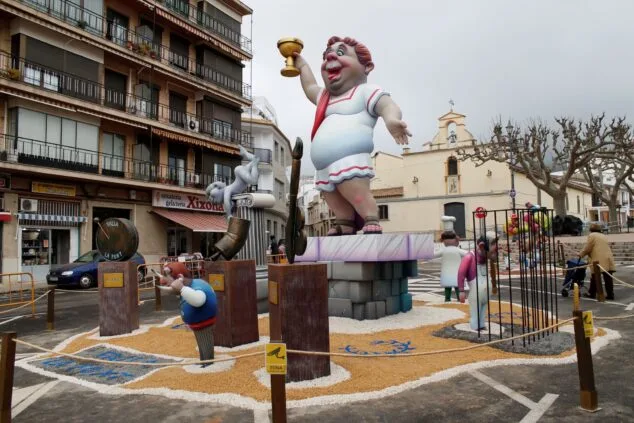 großes Denkmal scheitert am Brunnen 2022