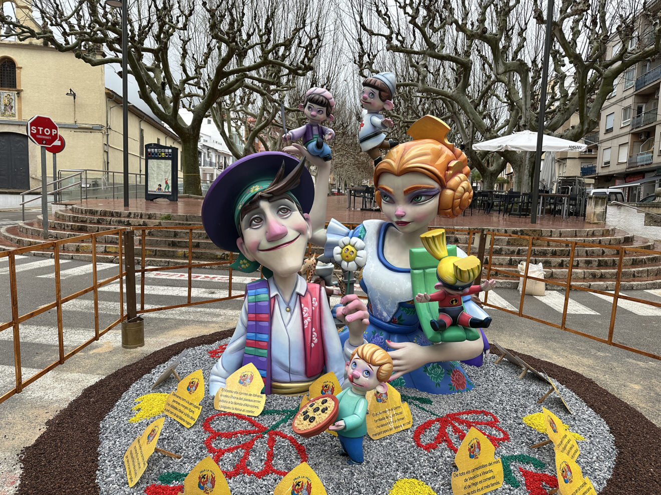 Monumento infantil en la Falla La Font de Pego en 2025