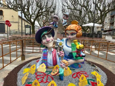Monumento infantil en la Falla La Font de Pego en 2025