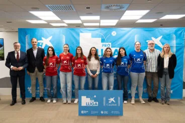 Presentación de la gran final Lliga CaixaBank de raspall femení en València