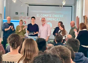 Víctor Miralles, estudiante del IES Xebic de Ondara, Premio al mejor orador del II Concurso de Oratoria de la Marina Alta