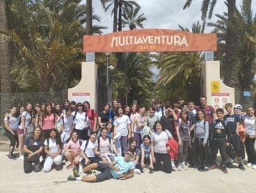 Jóvenes de Pedreguer en actividades de Semana Santa