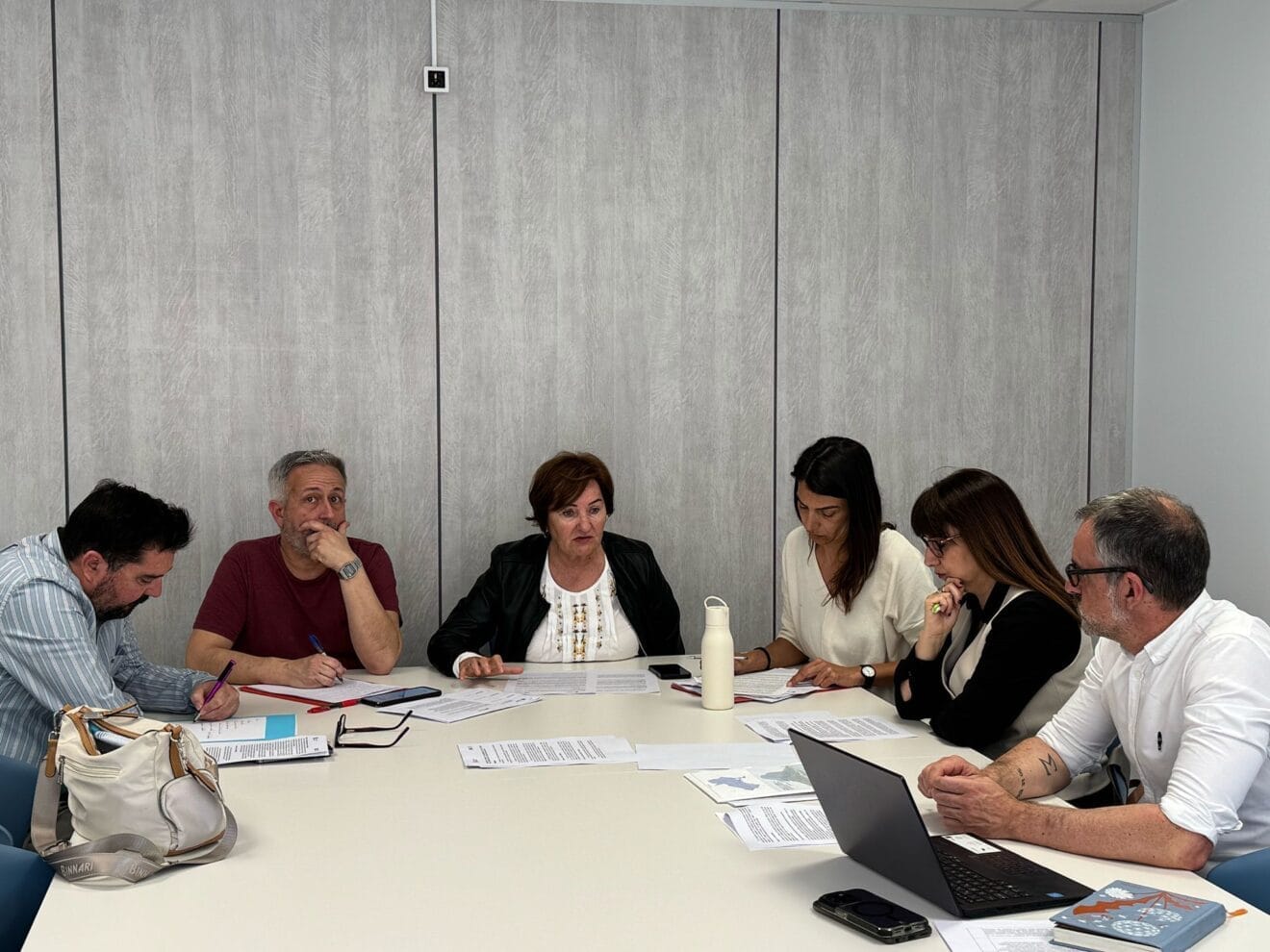 Calp constituye un grupo de trabajo y elabora un reglamento  para asignar nombres de mujeres a sus espacios públicos