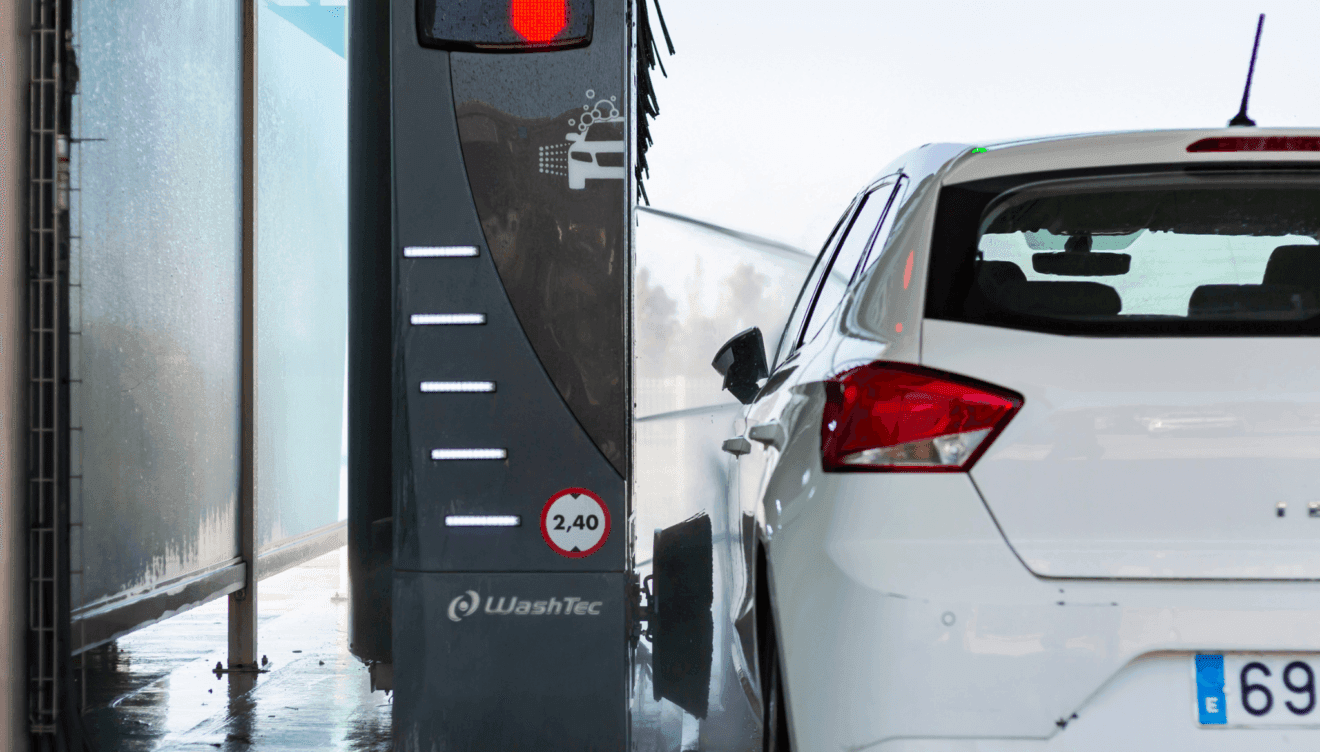 deja-tu-coche-impecable-en-este-lavadero