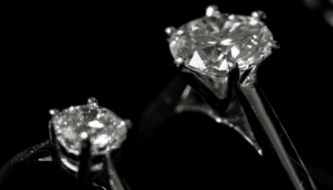 Anillos con diamantes sostenibles sólo en Montenegro Dénia