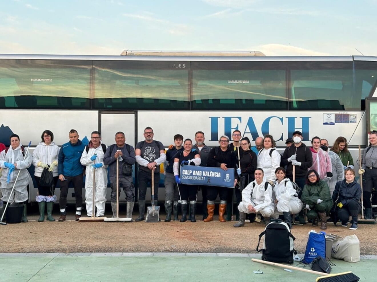 Brigada de ayuda desde Calp a los afectados por la DANA