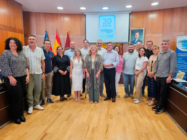 Imagen: Encuentro por el 30 aniversario de CREAMA en Calp