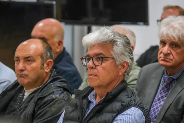 Compromís exige la dimisión inmediata del alcalde de Llíber tras la apertura de juicio oral por el caso urbanístico 1 Imagen: Juan José Reus, alcalde de Llíber, durante el juicio - EFE
